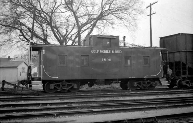 Negative - Gulf, Mobile & Ohio Railroad Steel Cupola Caboose No. 2890