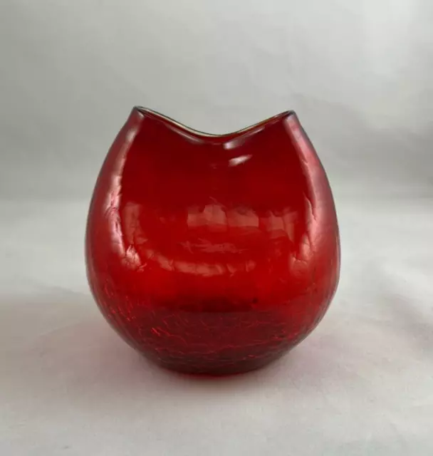 Vintage hand blown Art Glass Ruby Red Crackle Pinch Vase (Blenko)