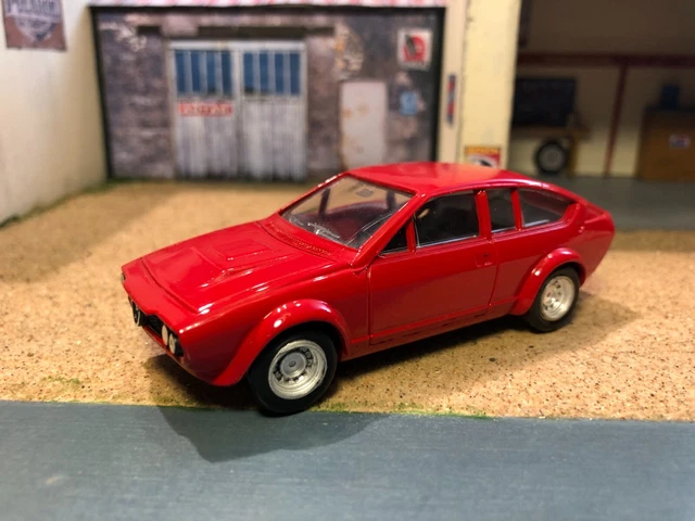Solido 1/43 Alfa Romeo Giulietta Spider – Ancienne Miniature, Collection