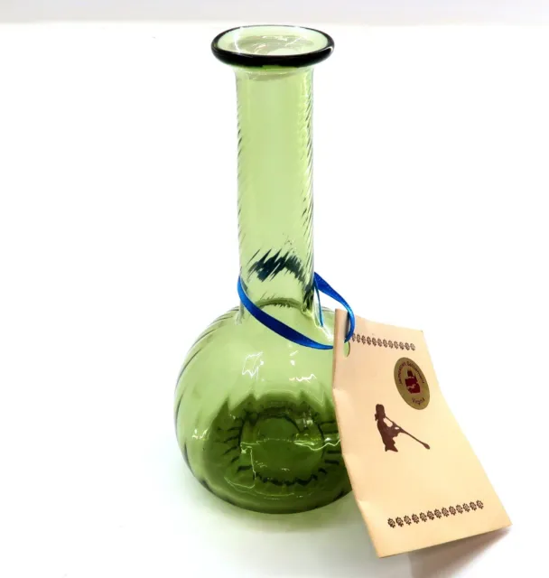 Vintage JAMESTOWN Settlement VA Hand Blown Glass Green Bottle or Vase WITH TAG