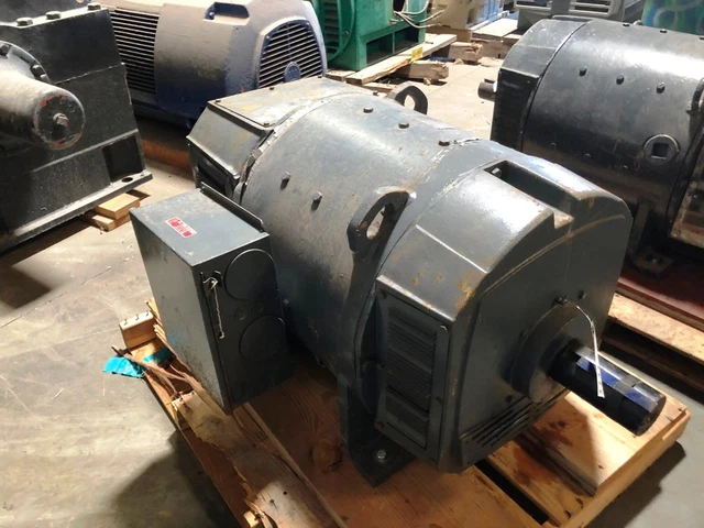 300 HP DC General Electric Motor, 1750 RPM, 506AT Frame, DPFV, 550 V 300 HP DC General Electric Motor, 1750 RPM, 506AT Frame, DPFV, 550 V