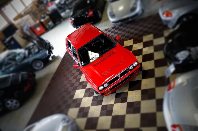 Lancia delta hf integrale 16v