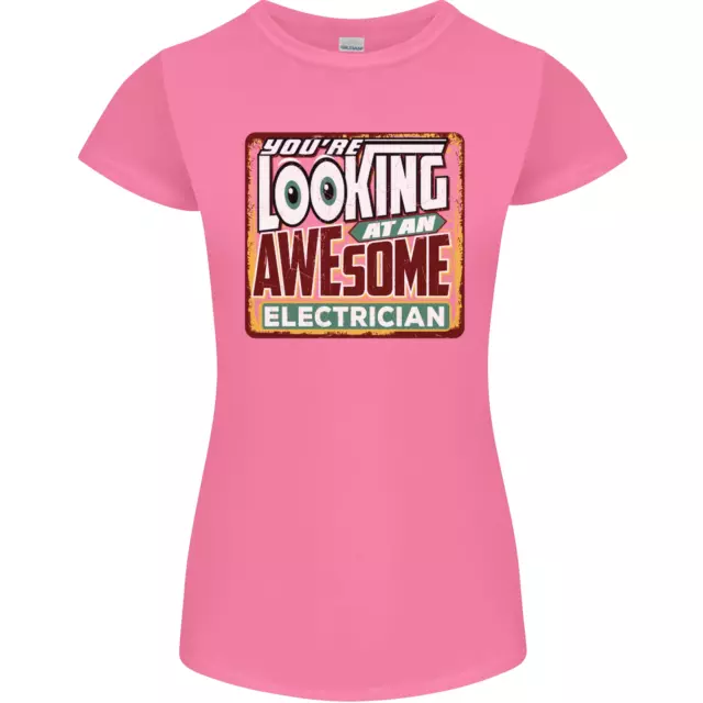 Camiseta de corte pequeño de electricista impresionante para mujer 3