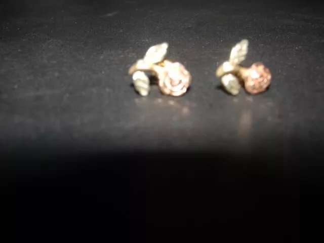 14K BLACK HILLS Gold Rose and Leaf Flower Vintage Stud Earrings $120.00 ...