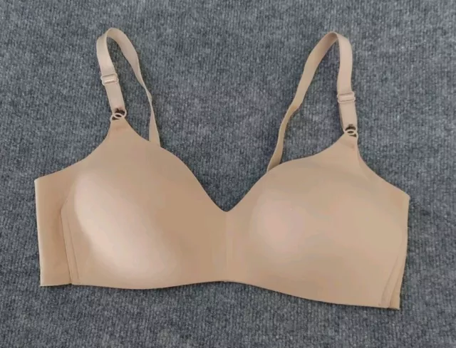 Warners No Side Effects Bra 38C Beige Wire Free Satin Side Back Smoothing 01056