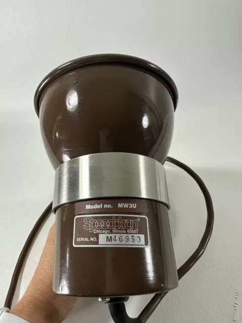 Speedotron Flash Head Brown Line Model MW3U with Light Bulbs NOT Tested