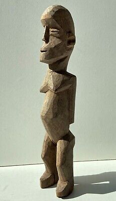 Ancienne statuette cultuelle Bateba. Ethnie Lobi. Burkina-Faso. Art africain.