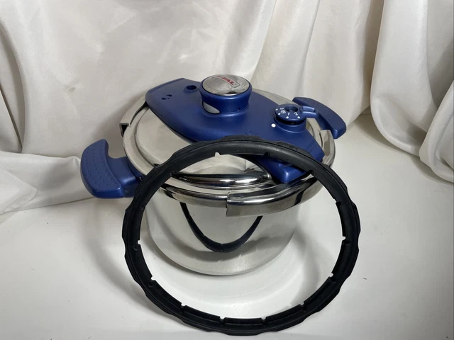 T-FAL Clipso  Stainless Steel Pressure Cooker 6L INOX 18-10 Blue Made in France