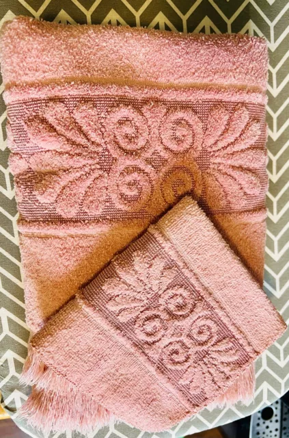 Vintage Cannon MONTICELLO Pink Sculpted Fringe 2 Piece Bath Towel & Wash Cloth