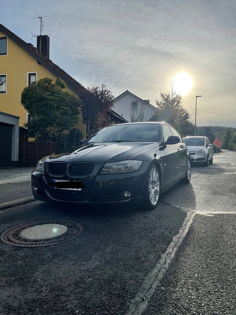 BMW e90 320i LCI