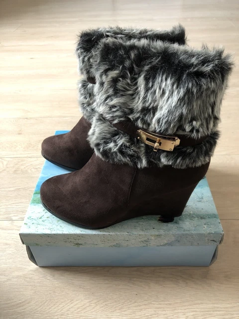 Bottines compensées marrons neuves Sergio Todzi pointure 39