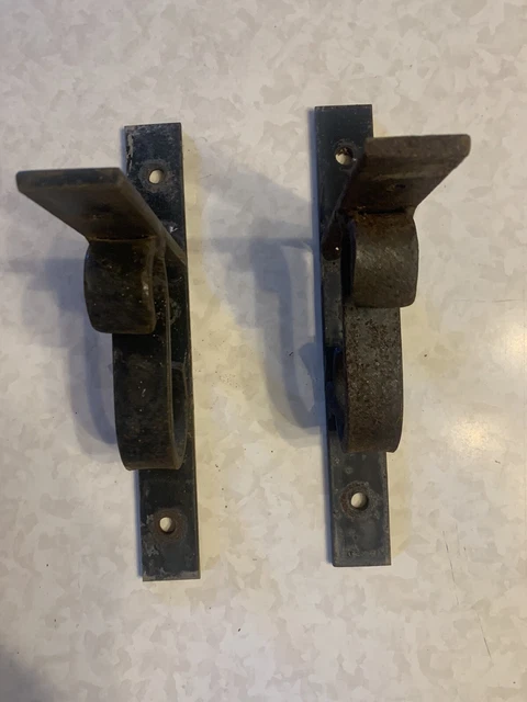 Vintage Scrolling Design Wrought Iron Heavy Duty Floating Shelf  “S” Brackets