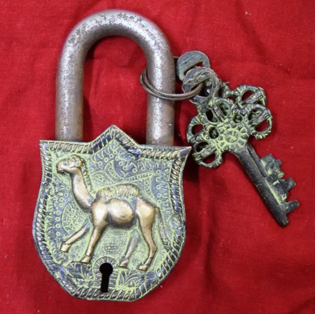 Camel Gravé Sécurité Verrou Laiton Traditionnel Design Porte Cadenas