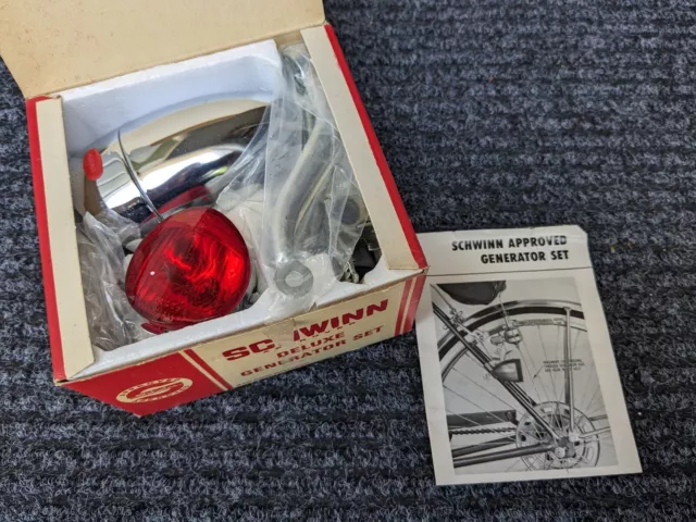 Vintage NOS Schwinn Bicycle Deluxe Generator Light Set 1970's  Mint in Box