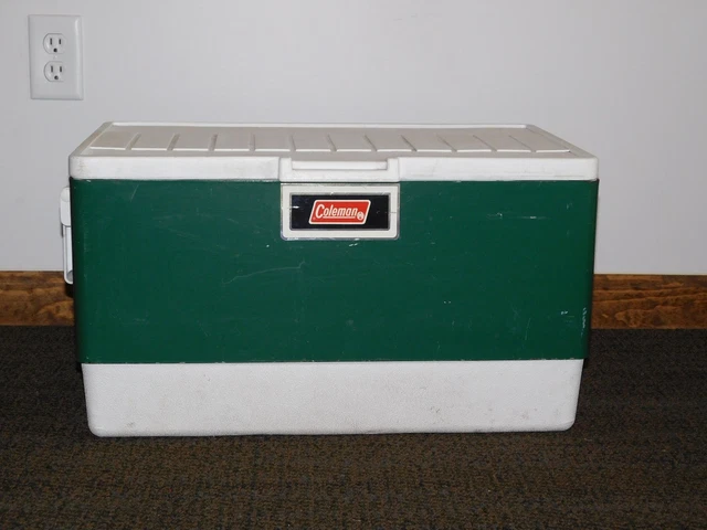 Vintage Picnic 22" X 13" X 13" 1981 Green Metal Plastic Coleman Beer Soda Cooler