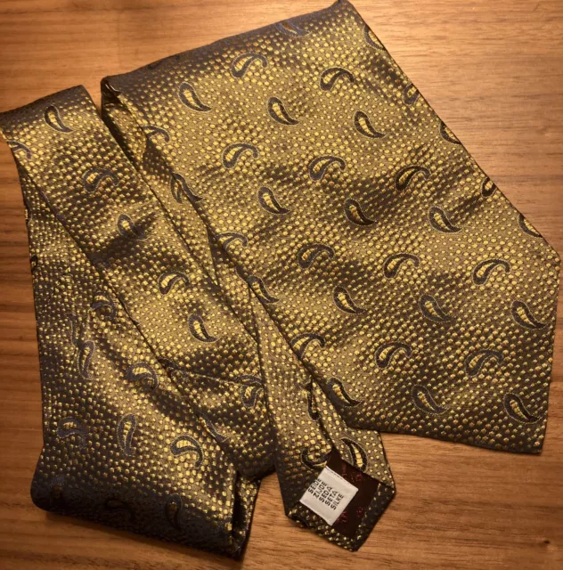 Rochas Paris Silk Men's Tie Gold Elegant Paisley Design Made In Italy
