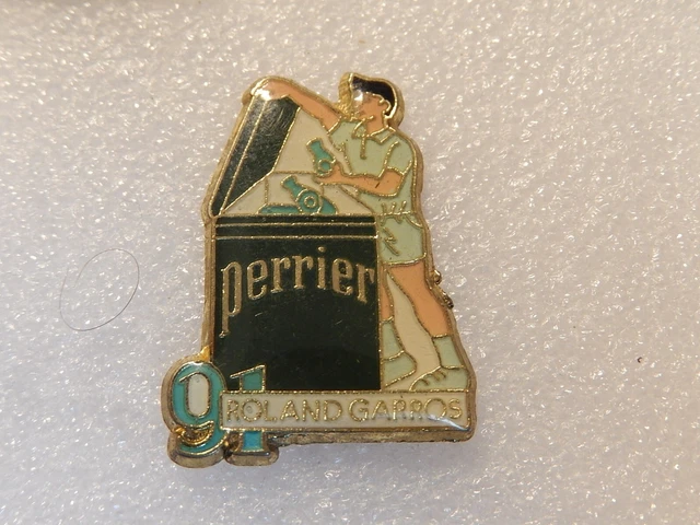 Pin's Tennis Roland Garros Perrier - Vintage Année 90 - Collection