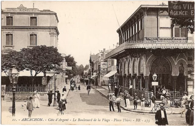 ARCACHON (33) - Boulevard de la Plage - Place Thiers