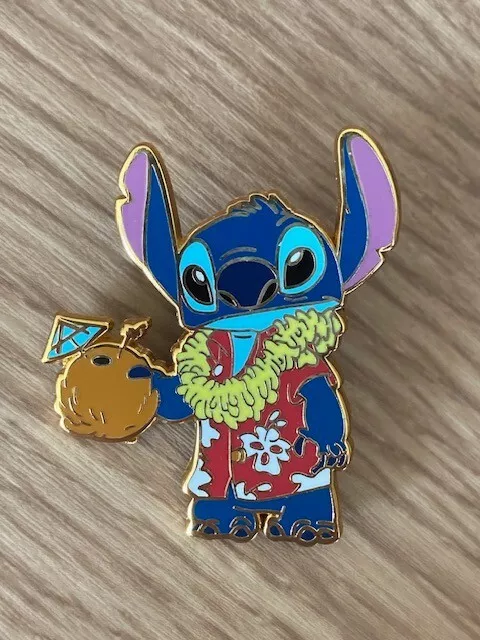 DISNEY LILO & Stitch, Stitch Wearing A Lei And And Holding A Coconut ...
