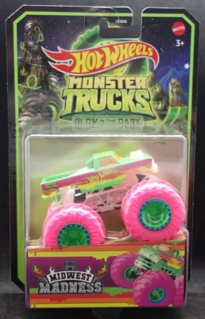 Hot Wheels Monster Trucks Glow-In-The Dark Epic Loop Challenge Playset 