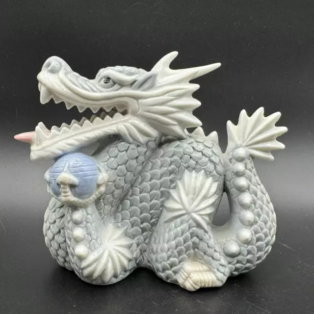 Vintage Signed YOSHIMI K Japanese Foo Dragon Porcelain Figurine Sphere JAPAN