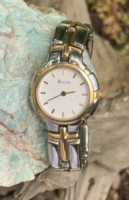 Bulova T7 1997 Gold Silver Tone Round/White Dial Womens Watch New Battery