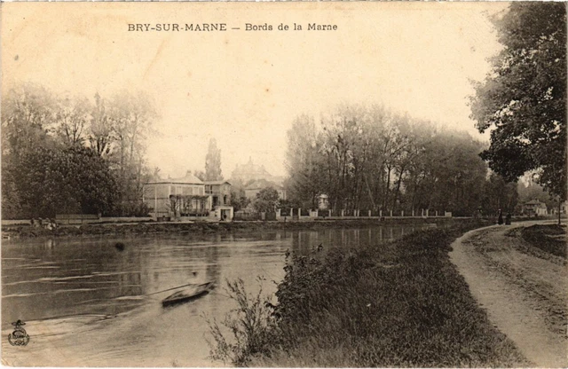 CPA Byr sur Marne Bords de Marne (1364336)