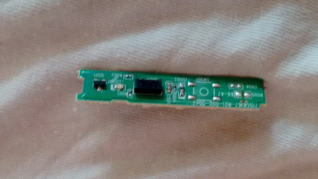 PIÈCES DÉTACHÉES D'UNE télévision PHILIPS 50PFH4329/88 écran cassé 6 EUR 15,00 - FR