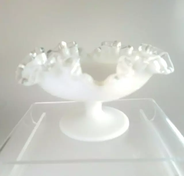 Vtg Fenton Silver Crest Milk Glass Ruffle Edge 7" Pedestal Bowl Crimped white