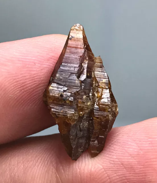 18 CT rare very beautiful Synchesite crystal from Zagi Mountain KP Pakistan