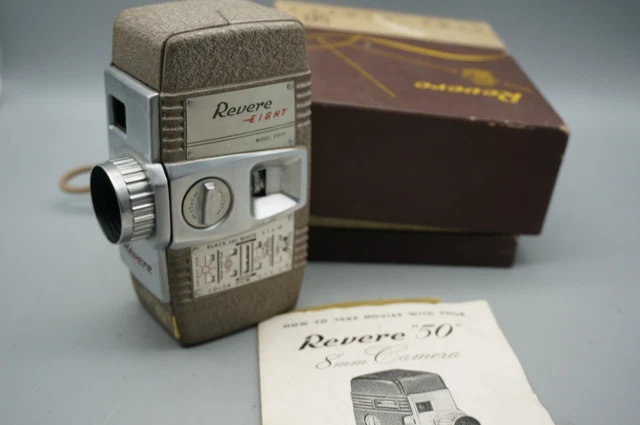 Antique Revere Eight Model 50 Cine Camera 8mm Winds Rolls Dials & Switches Work Antique Revere Eight Model 50 Cine Camera 8mm Winds Rolls Dials & Switches Work