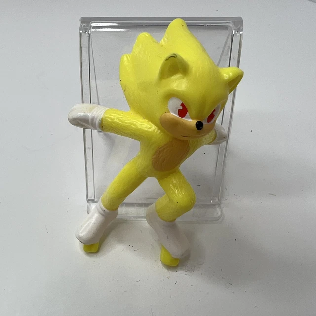Sega Sonic The Hedgehog Yellow 3" Tall Plastic Toy Figure Cake Topper Decoration