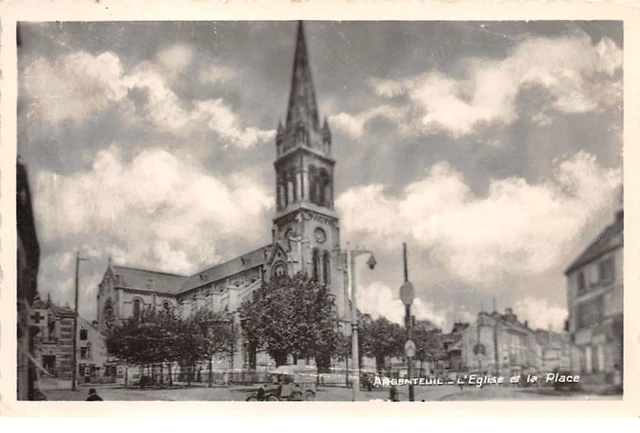 95 .n° 106804 .  argenteuil .l eglise et la place .