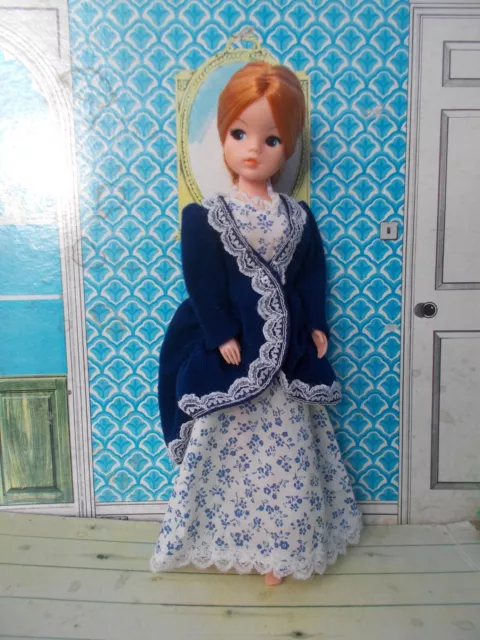 Lovely HTF 1979 Sindy Beau Beep outfit, nice condition (Sorry no doll included)