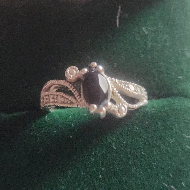 Vintage Early US made Avon Art Deco Style Black Onyx Sterling Silver Ring - Sz 5