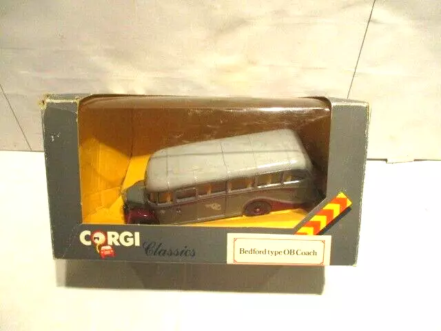 Corgi C949/12 Bedford OB Coach Classic Coaches