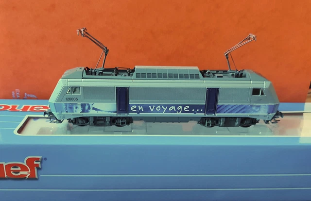 Locomotive électrique BB 126005 SNCF, livrée En Voyage | Trains de rêve