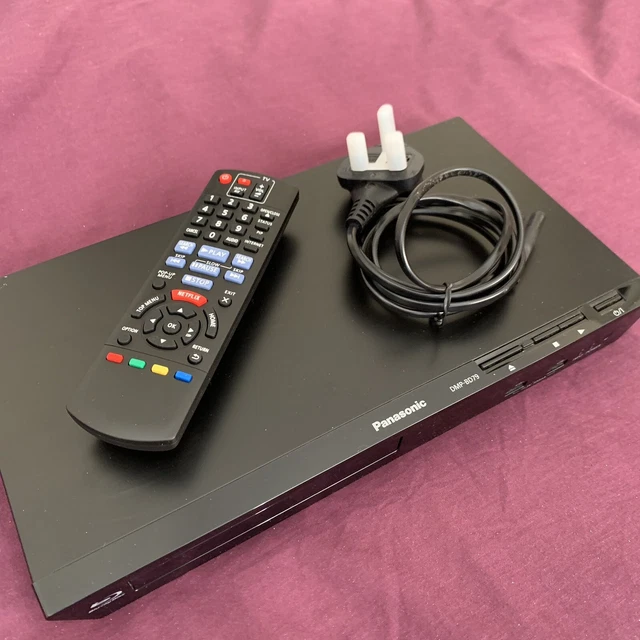 PANASONIC BLURAY DISC Player With Remote. Model DMPBD79. DVD CD USB