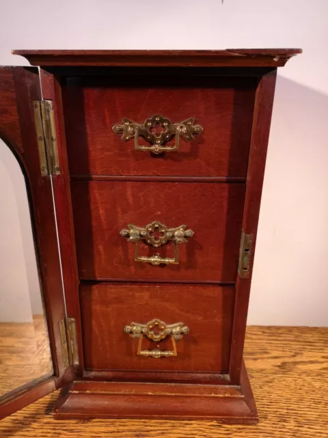 A SIMPLY CHARMING SMALL INLAID & GLAZED EDWARDIAN TABLE CABINET c.1905 2