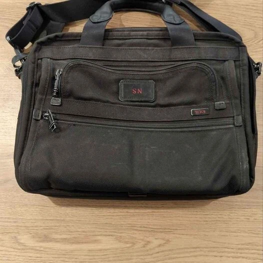 Tumi  Nylon Slim Laptop Messenger Bag Carry On Briefcase