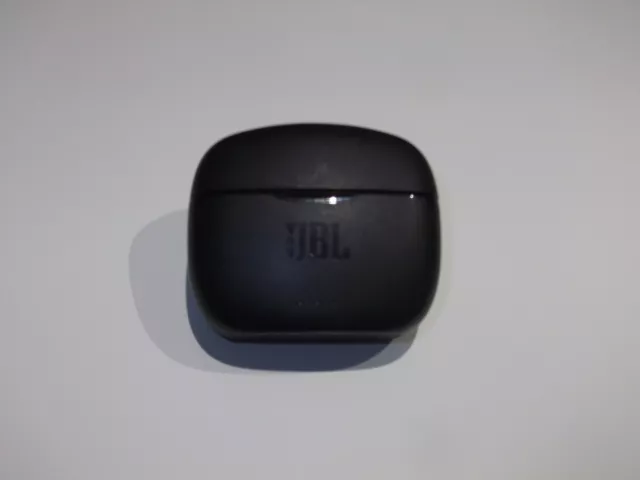 JBL Tune 215Tws True Wireless Earbud Headphones CHARGING CASE ONLY  - Black