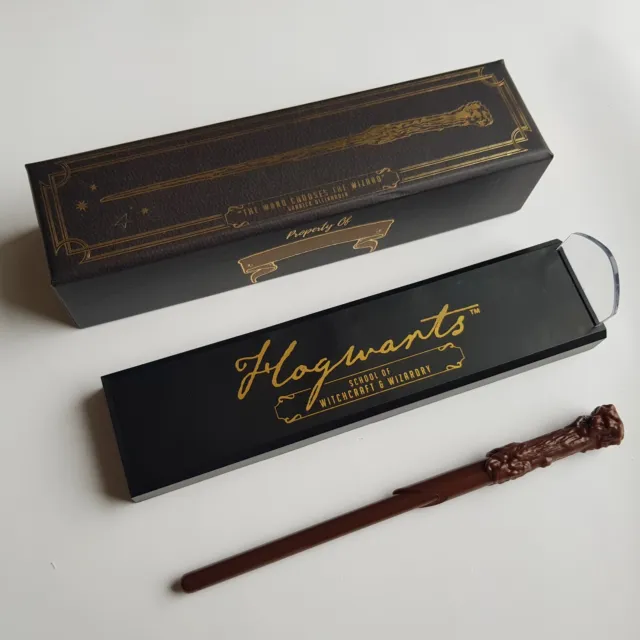Harry Potter Wand Pen Chooses the Wizard levitating display stand Warner Bros