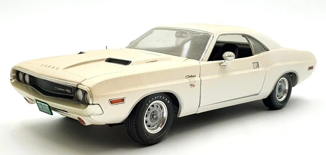 GREENLIGHT 1/18 SCALE 13582 - 1970 Dodge Challenger R/T Vanishing Point