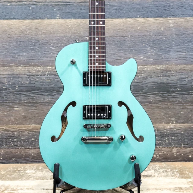 Godin Montreal Premiere HT Laguna Blue Semi-Hollow Body Electric Guitar w/Bag Godin Montreal Premiere HT Laguna Blue Semi-Hollow Body Electric Guitar w/Bag