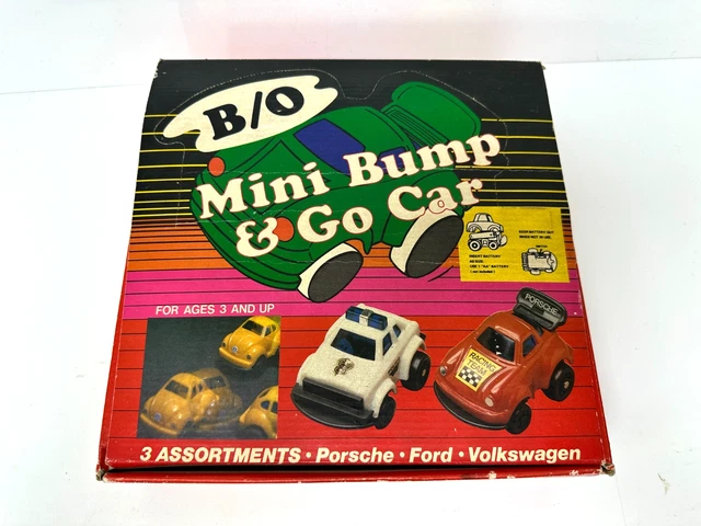 Jouet Vintage Mini-Patroller 1970s – Plastique Noir à Ressort – Fabriqué à Hong Kong