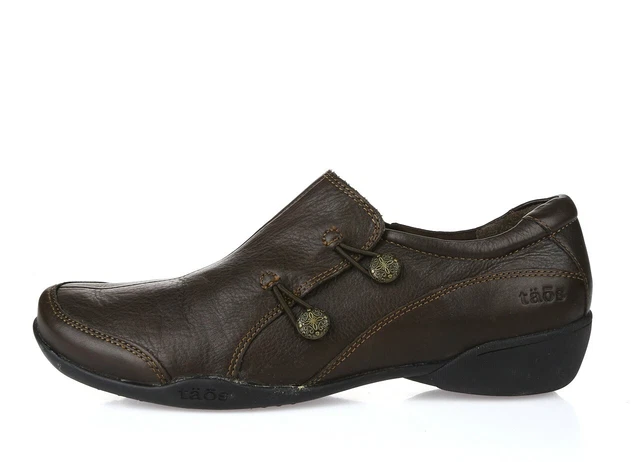 Taos Womens Brown Leather Buttoned Slip On Loafers Casual Shoes Size 9.5