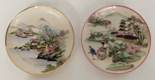 Lot Anciennes Soucoupes En Porcelaine Chinoise