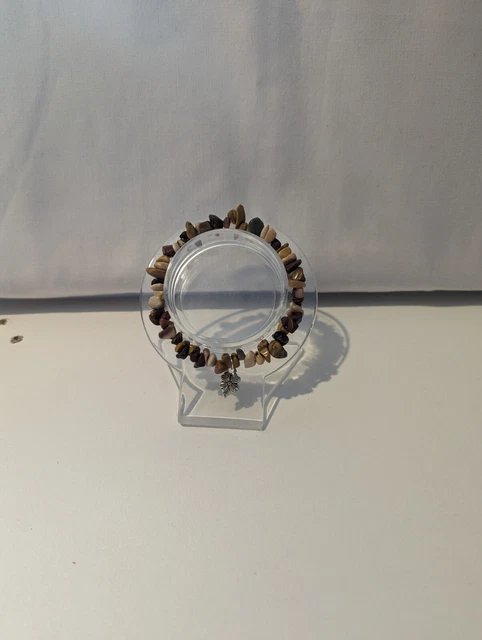 Mookaite Chip Bracelet With 4 Leaf Clover Charm