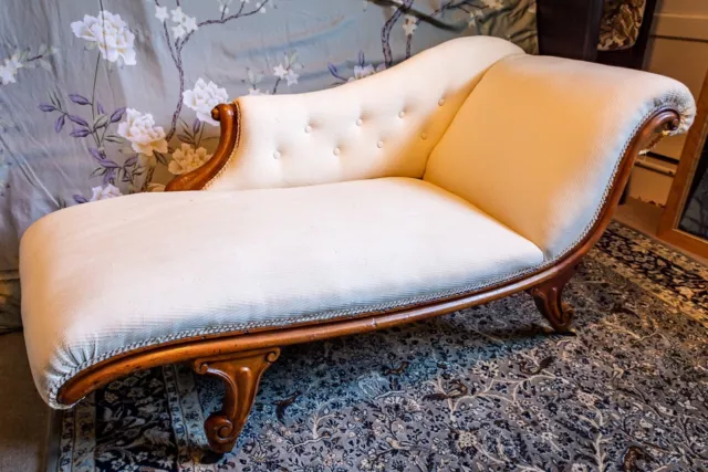 Victorian Style Vintage Chaise Longue Solid Wood Fabric Brass Castors