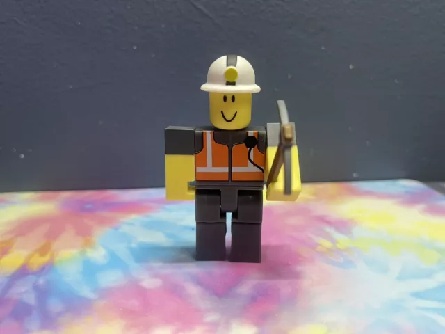 Roblox Series 1 Erik.Cassel 3 Mini Figure Includes Online Item Code Loose  Jazwares - ToyWiz